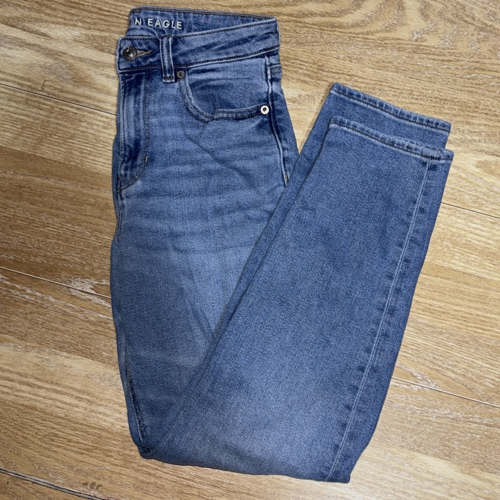 American Eagle Mom jeans
